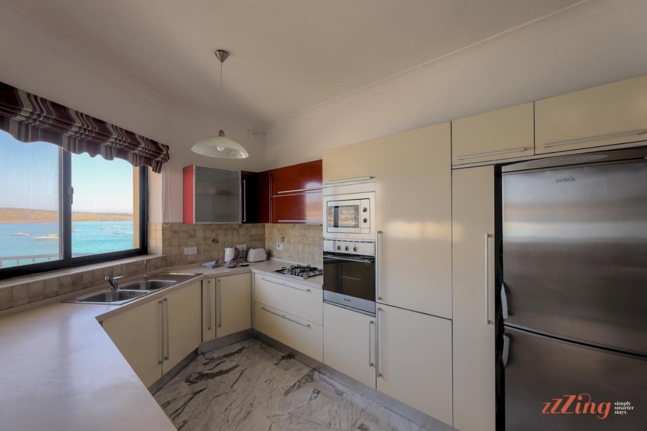 Beachfront 2 Bedroom شقة